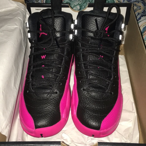 deadly pink 12s